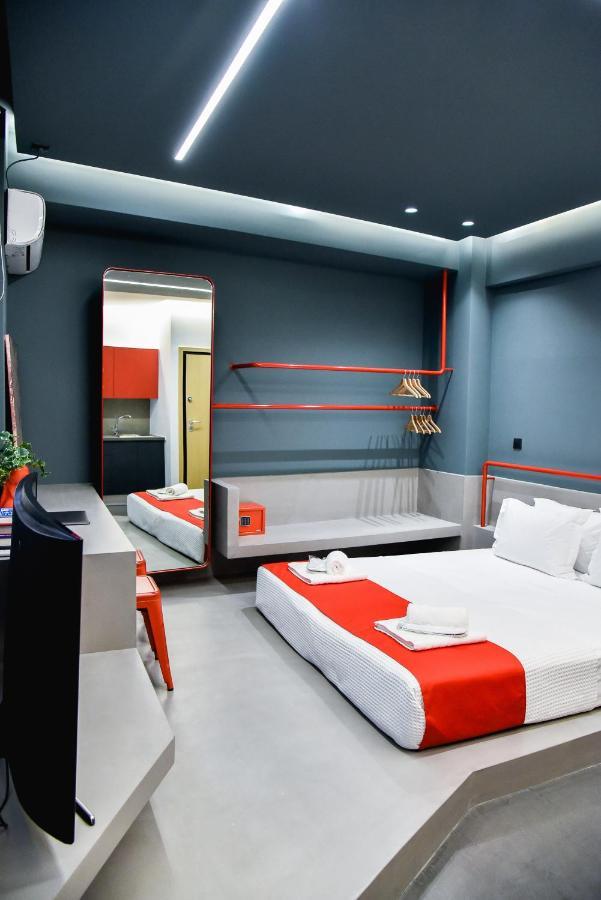 Central44 Yolo Casual Suite Athens Exterior photo